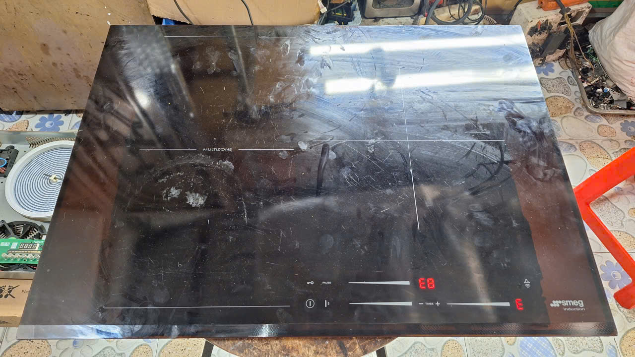 Sửa bếp từ Smeg tại TP. HCM – Khắc phục lỗi E8 bếp từ lớn nhanh chóng